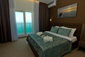  Sky Inn Batumi  Батуми